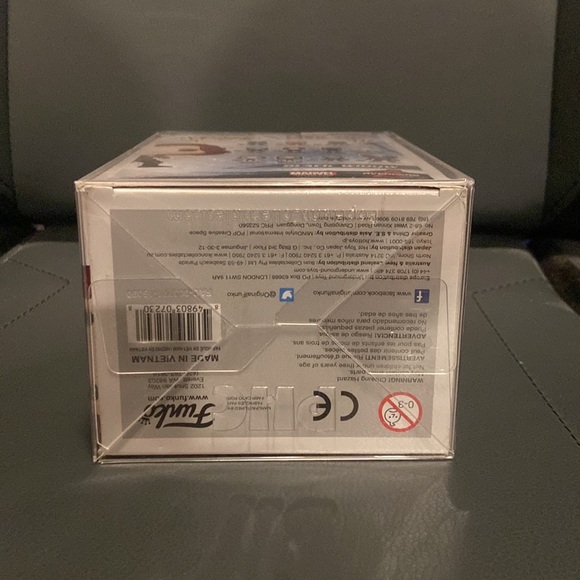 Black Widow - Civil War #132 - Funko Pop - Picture 6 of 6